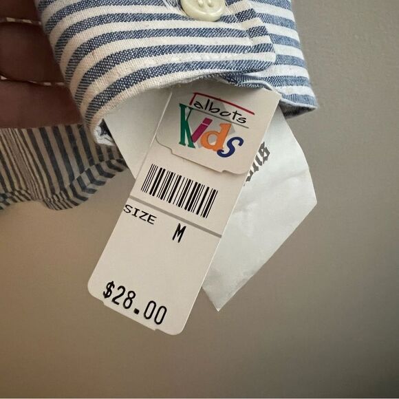 😊 3/$30 
TALBOTS BOYS NWT button down Size Medium big boys - Picture 10 of 11